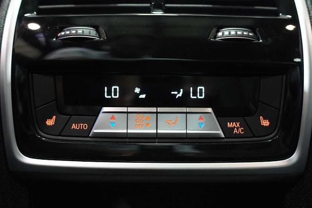 2025 BMW X7 M60i Vehicle Photo in GRAPEVINE, TX 76051