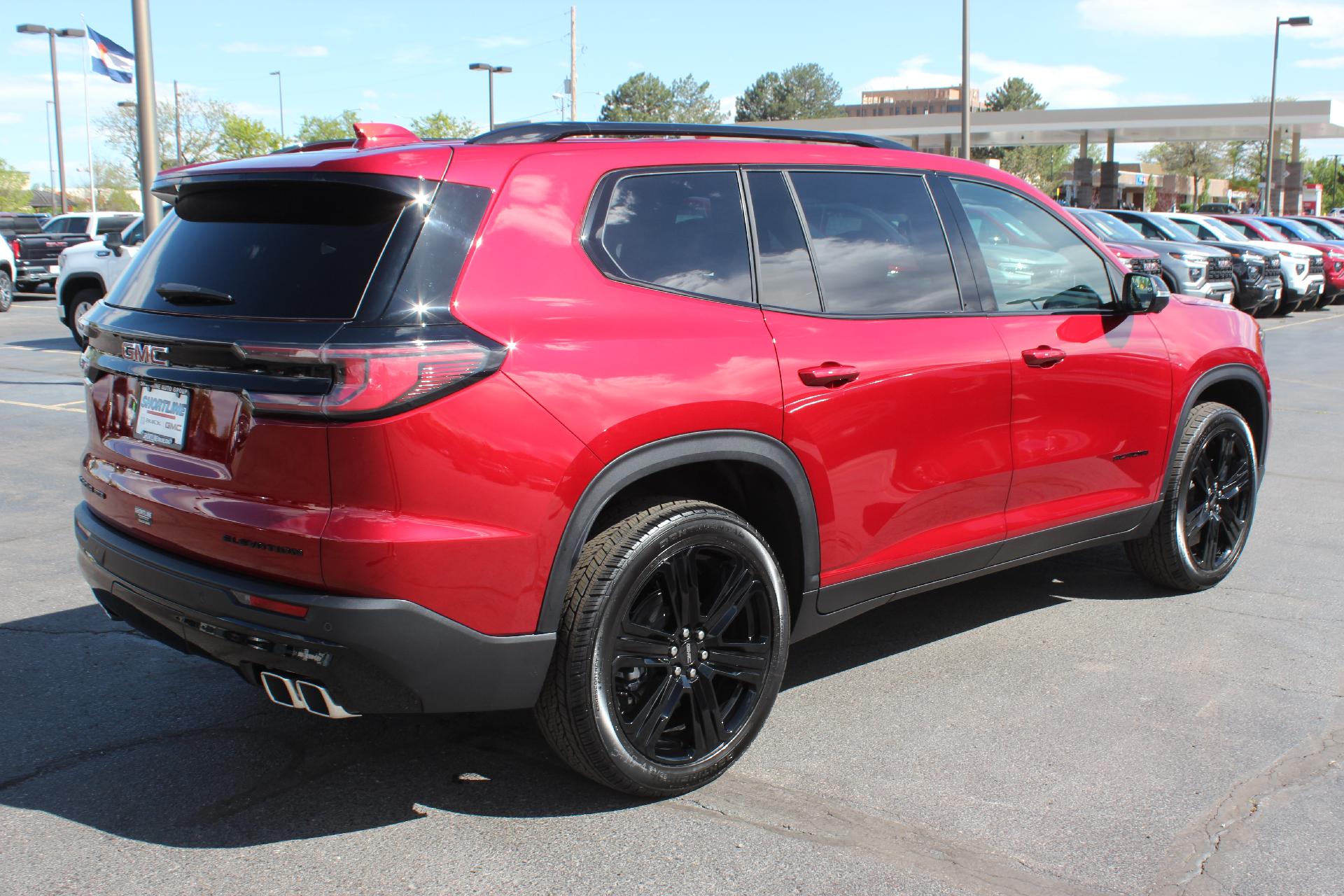 2025 GMC Acadia Vehicle Photo in AURORA, CO 80012-4011