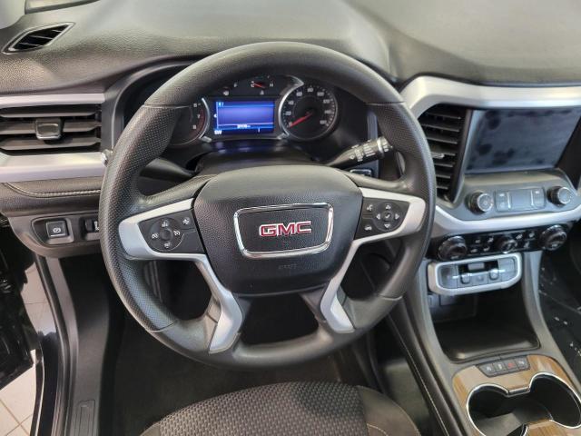 2023 GMC Acadia Vehicle Photo in GREEN BAY, WI 54303-3330