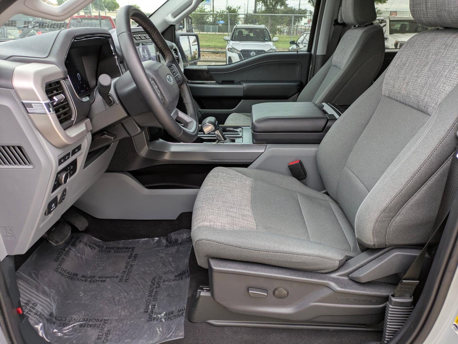 2023 Ford F-150 Lightning Vehicle Photo in SELMA, TX 78154-1460
