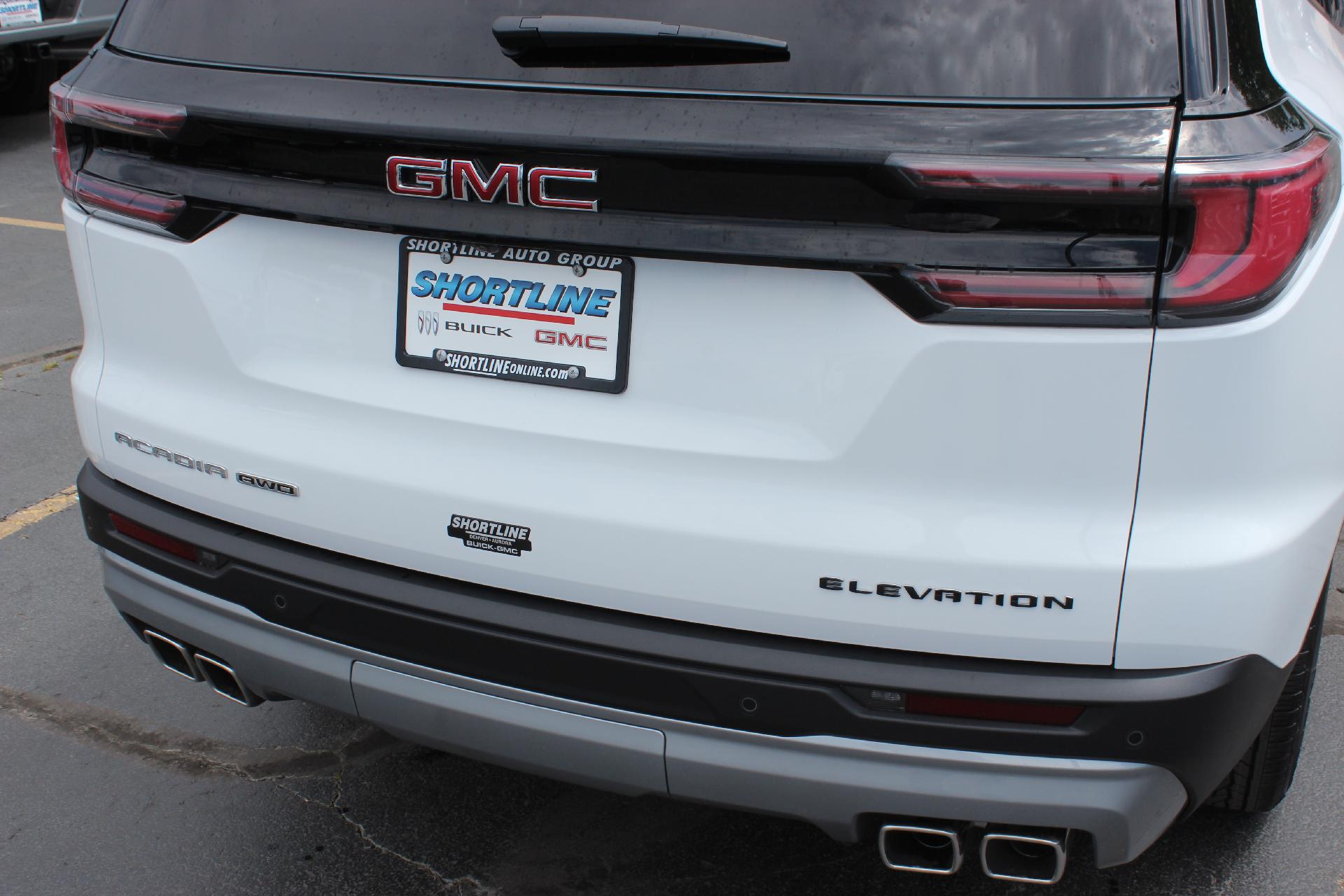 2025 GMC Acadia Vehicle Photo in AURORA, CO 80012-4011