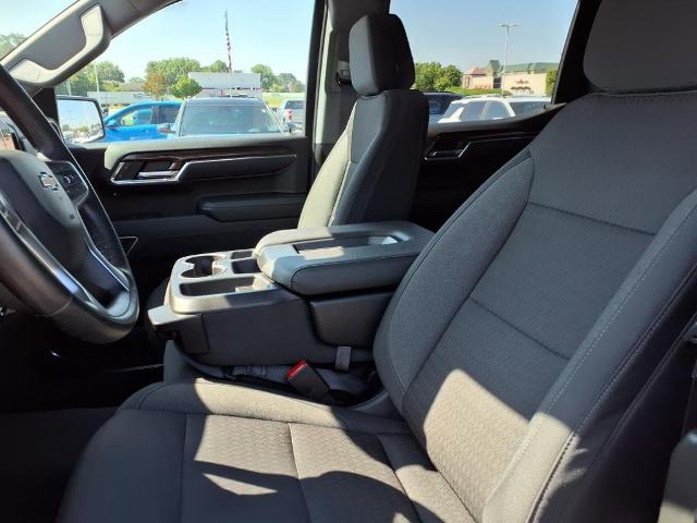 2024 Chevrolet Silverado 1500 Vehicle Photo in EMPORIA, VA 23847-1235