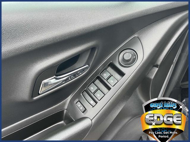 2022 Chevrolet Trax Vehicle Photo in Roslyn, NY 11576