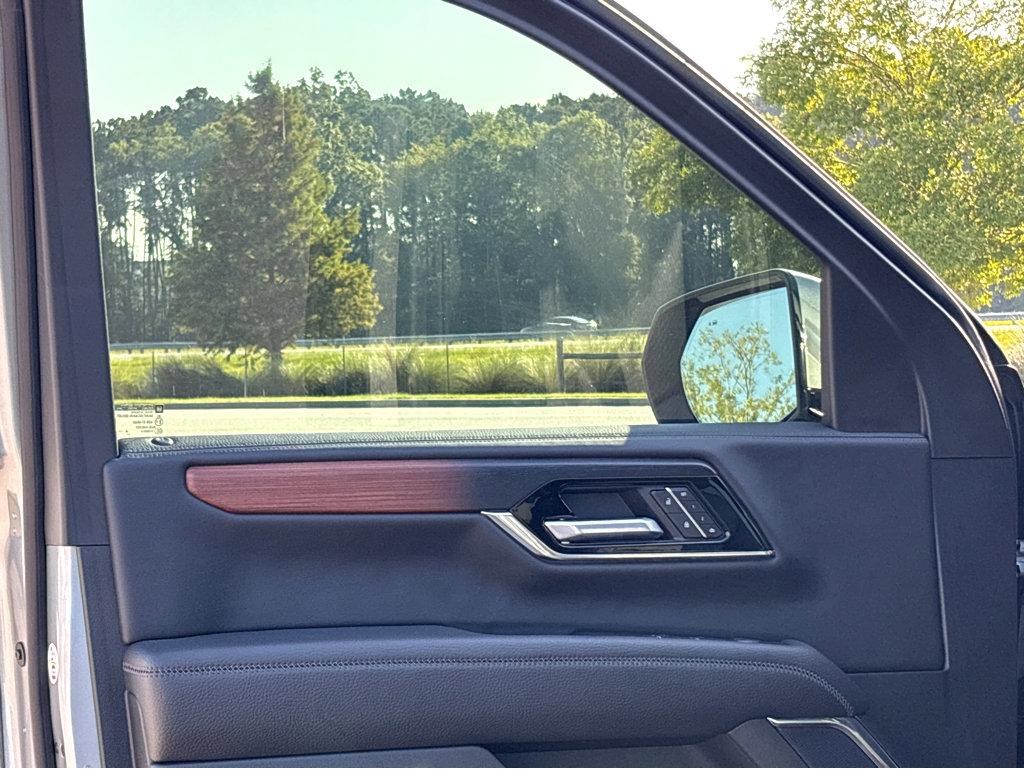 2025 GMC Yukon Vehicle Photo in POOLER, GA 31322-3252