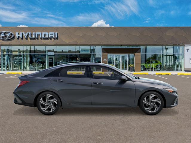 2025 Hyundai ELANTRA Vehicle Photo in Peoria, IL 61615