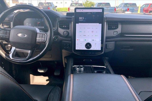 2022 Ford Expedition Max Vehicle Photo in INDEPENDENCE, MO 64055-1377
