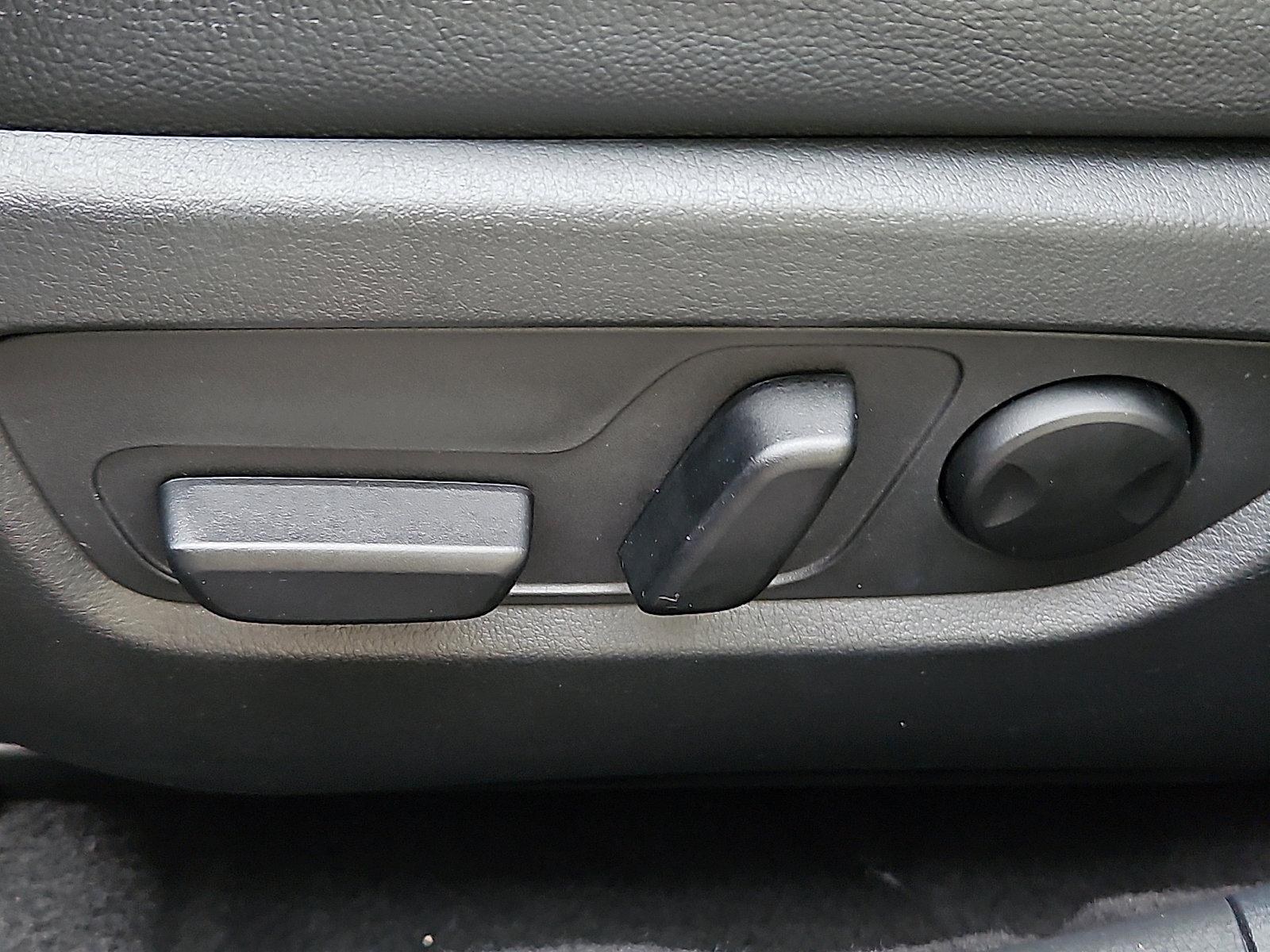 2024 Mazda CX-50 Vehicle Photo in Jenkintown, PA 19046