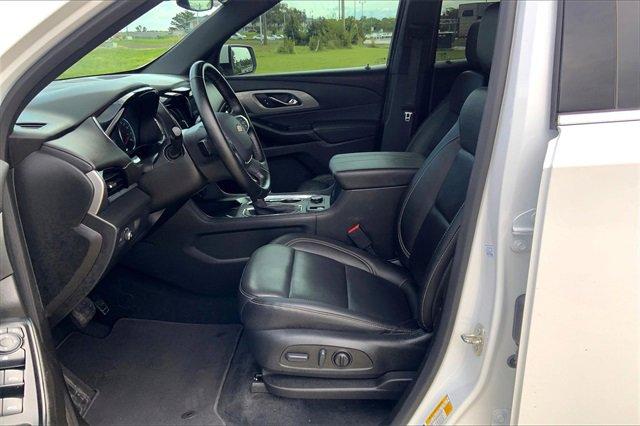 2023 Chevrolet Traverse Vehicle Photo in TOPEKA, KS 66609-0000