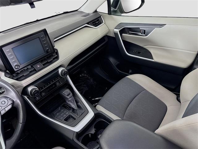 2019 Toyota RAV4 Vehicle Photo in Puyallup, WA 98371