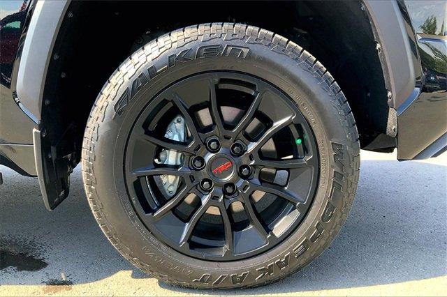 2025 Toyota Tundra 4WD Vehicle Photo in KANSAS CITY, MO 64114-4502