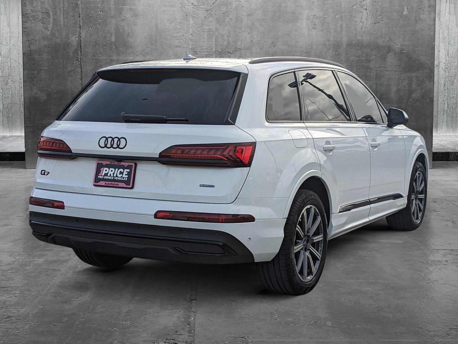 2024 Audi Q7 Vehicle Photo in MIAMI, FL 33172-3015