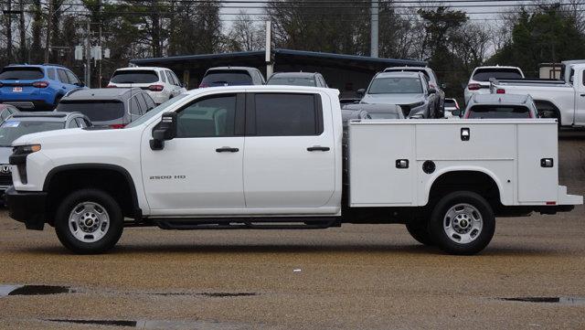 Chevrolet Silverado 3500HD's photo