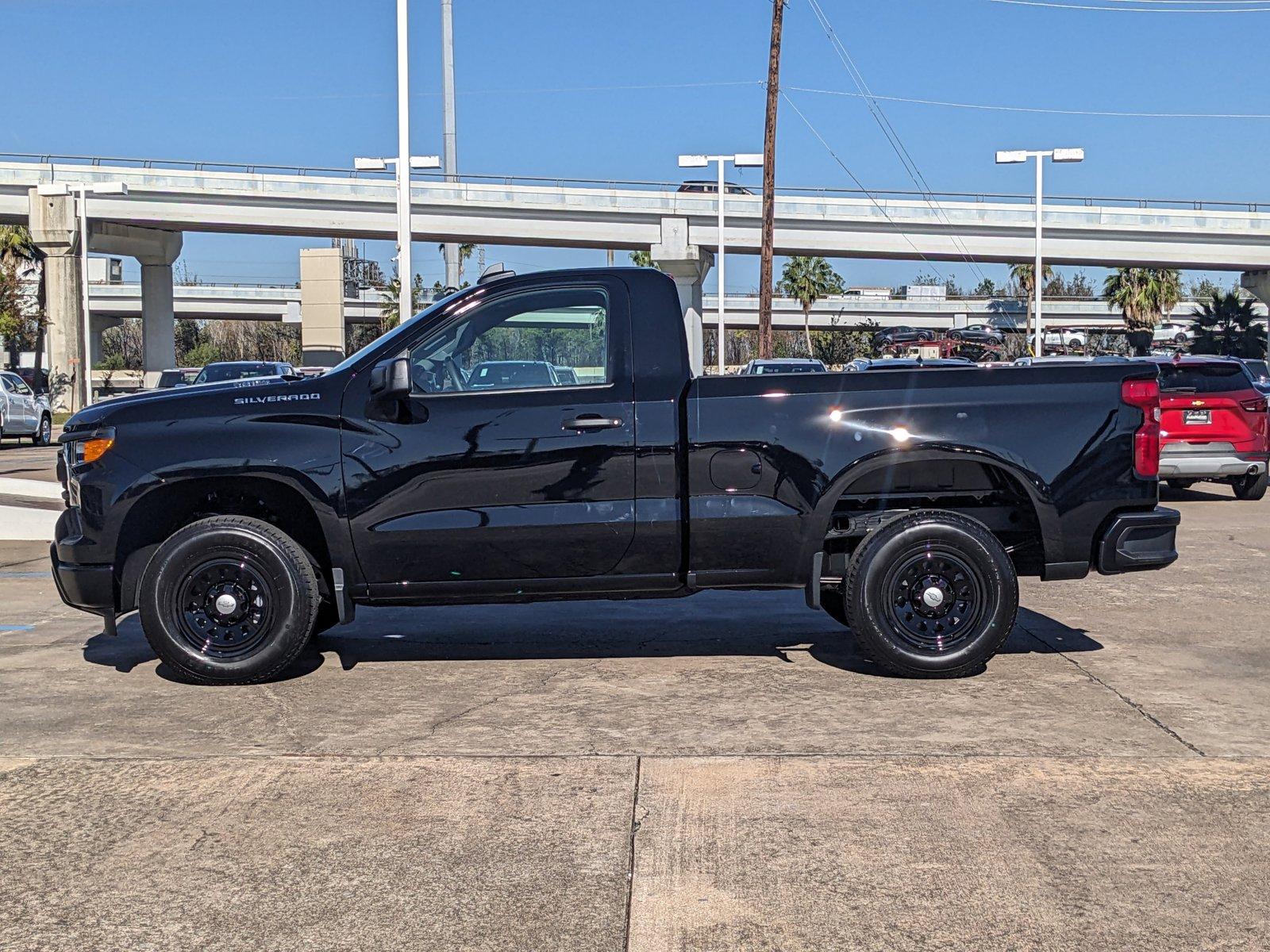 2025 Chevrolet Silverado 1500 Vehicle Photo in HOUSTON, TX 77034-5009