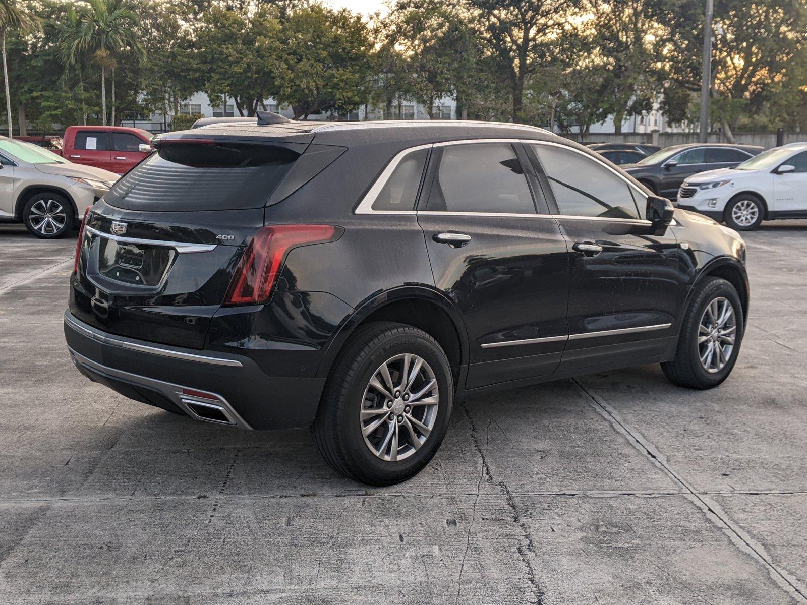 2022 Cadillac XT5 Vehicle Photo in PEMBROKE PINES, FL 33024-6534