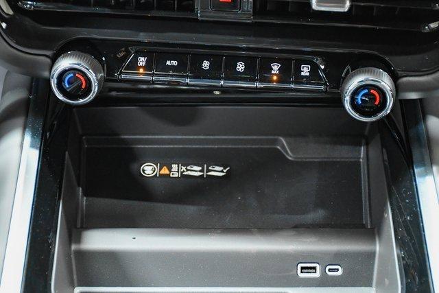 2025 Chevrolet Tahoe Vehicle Photo in EVERETT, WA 98203-5662