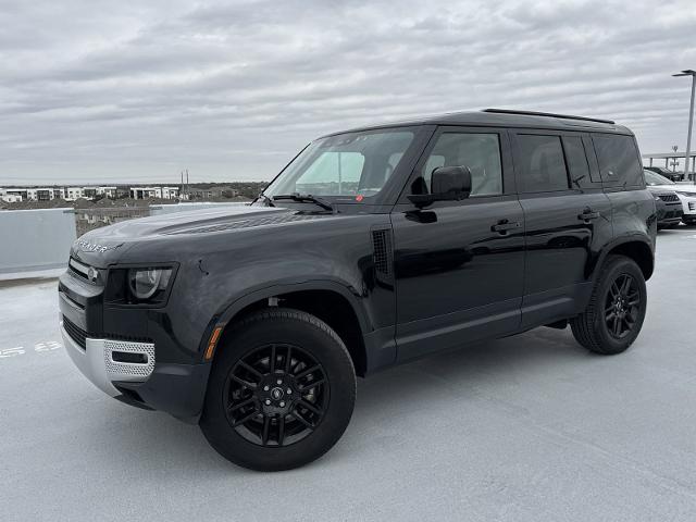 2024 Defender Vehicle Photo in AUSTIN, TX 78717