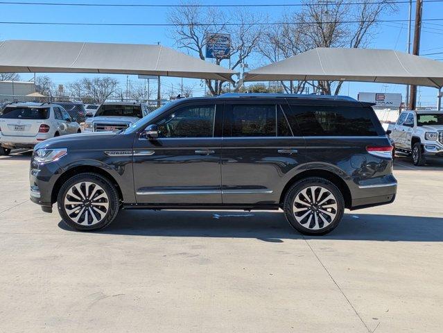 2024 Lincoln Navigator Vehicle Photo in SELMA, TX 78154-1460