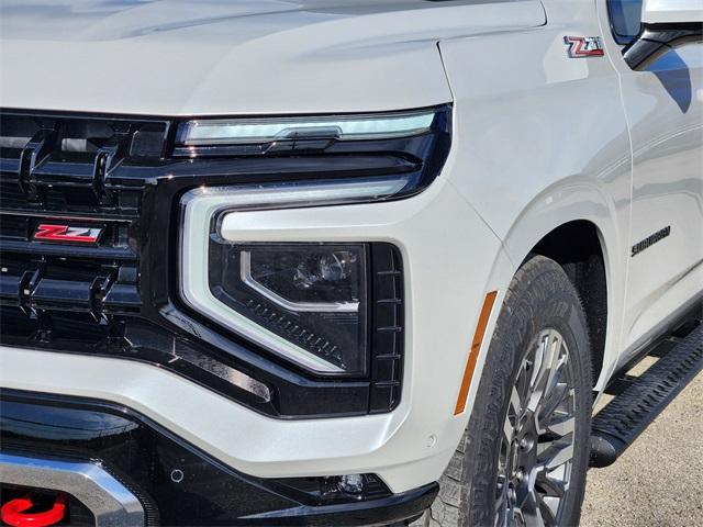 2025 Chevrolet Suburban Vehicle Photo in GAINESVILLE, TX 76240-2013