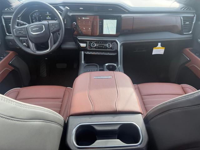 2025 GMC Sierra 3500 HD Vehicle Photo in COLUMBIA, MO 65203-3903