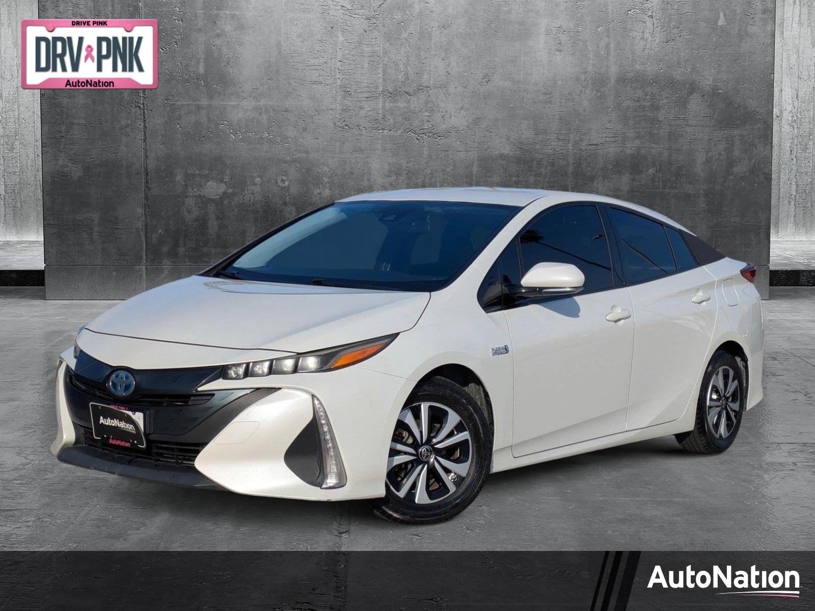 2017 Toyota Prius Prime Vehicle Photo in Tustin, CA 92782