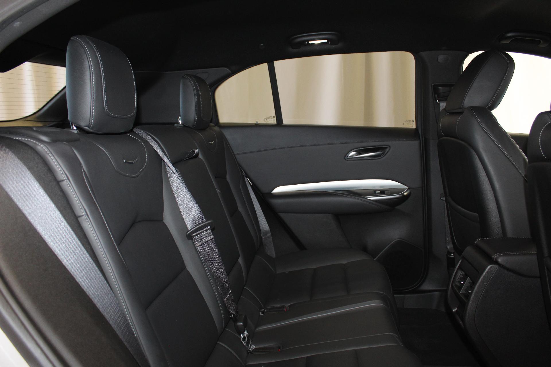 2022 Cadillac XT4 Vehicle Photo in NORTHAMPTON, MA 01060-1120