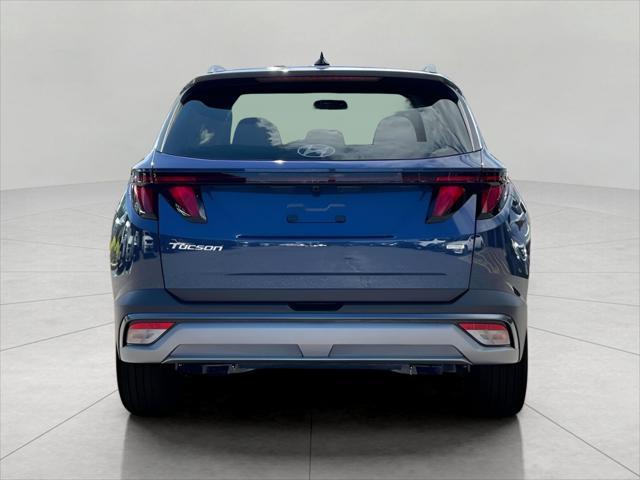 2025 Hyundai TUCSON Vehicle Photo in Green Bay, WI 54304