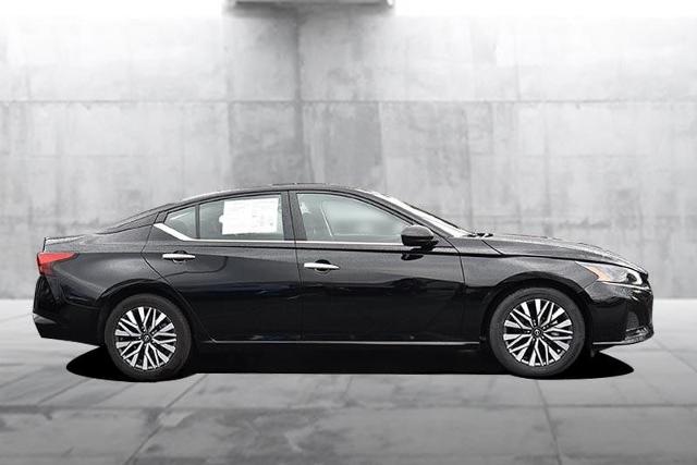 2024 Nissan Altima Vehicle Photo in Ballwin, MO 63011