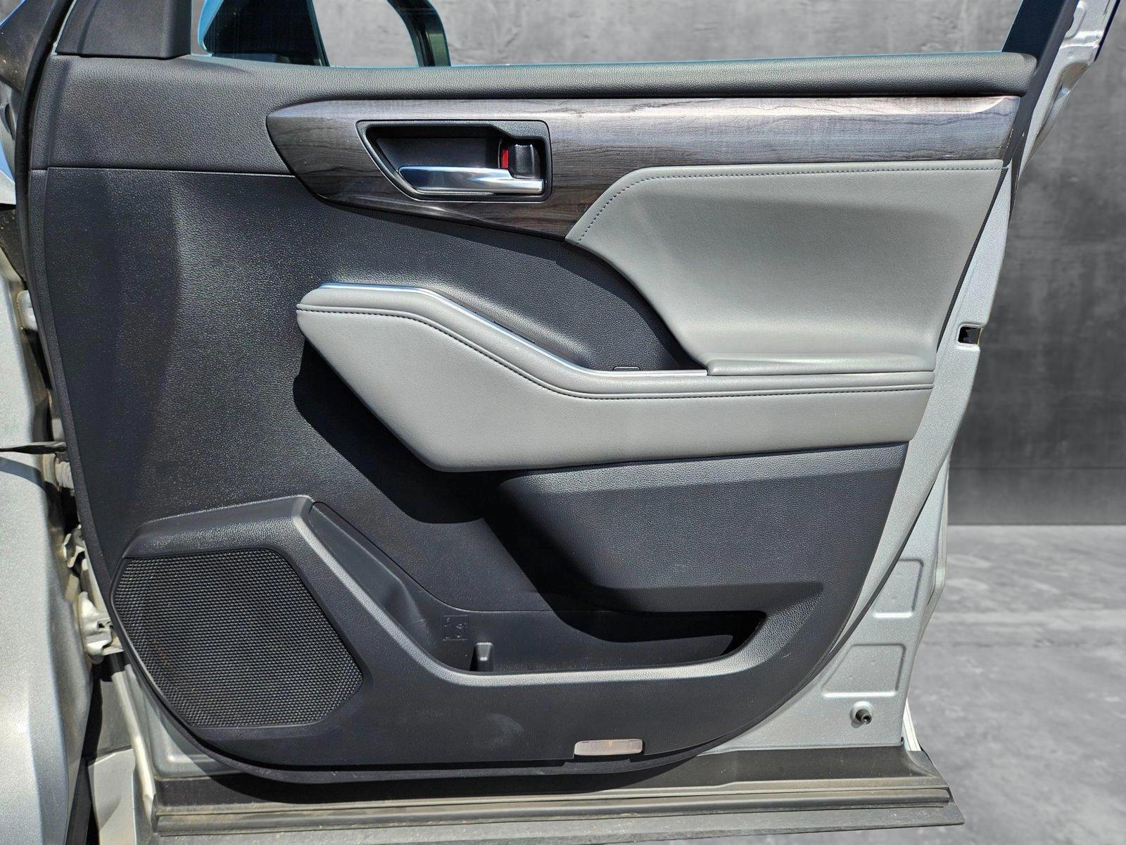 2021 Toyota Highlander Vehicle Photo in Austin, TX 78728