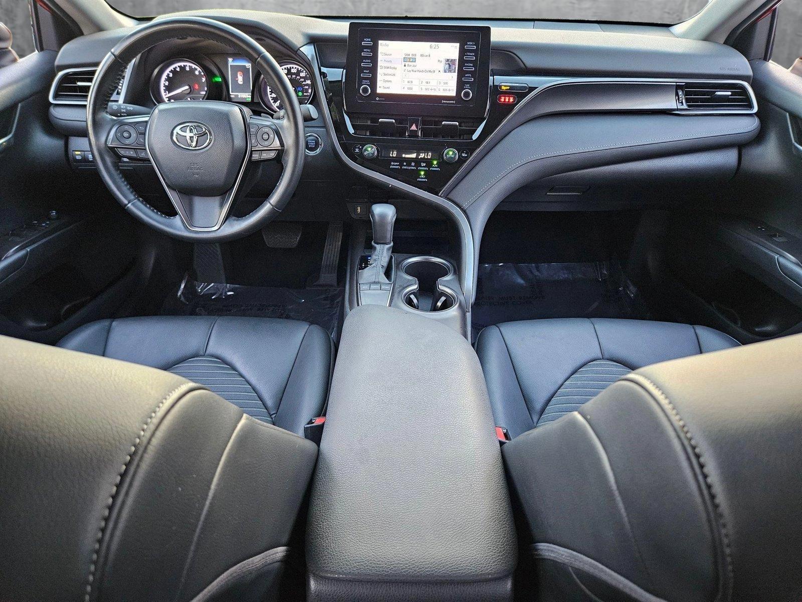 2022 Toyota Camry Vehicle Photo in Pembroke Pines , FL 33027