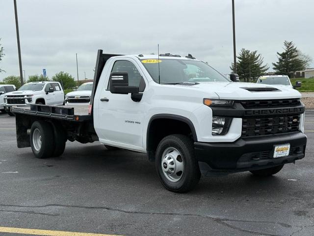 2023 Chevrolet Silverado 3500 HD CC Vehicle Photo in COLUMBIA, MO 65203-3903