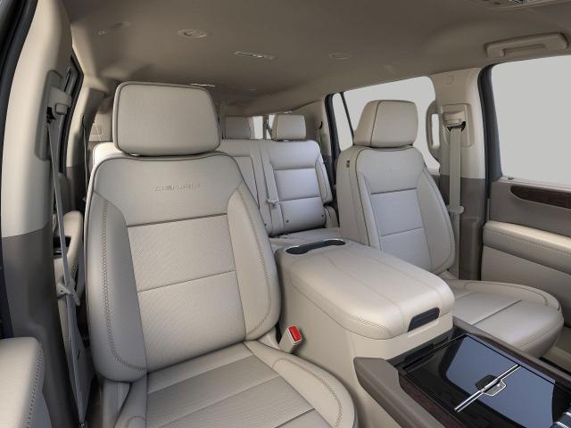 2025 GMC Yukon XL Vehicle Photo in GREEN BAY, WI 54303-3330