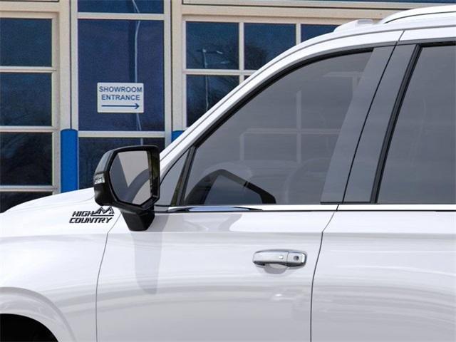 2025 Chevrolet Tahoe Vehicle Photo in ENGLEWOOD, CO 80113-6708