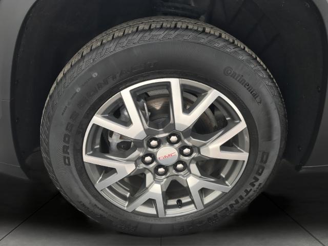 2023 GMC Acadia Vehicle Photo in GREEN BAY, WI 54303-3330