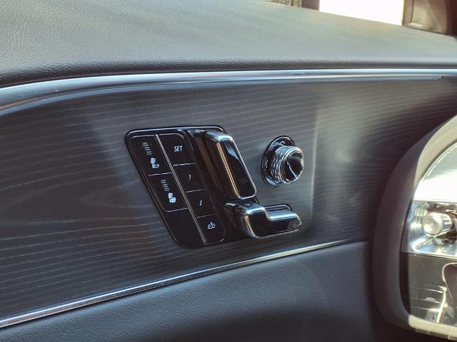 2025 Cadillac LYRIQ Vehicle Photo in Tampa, FL 33612