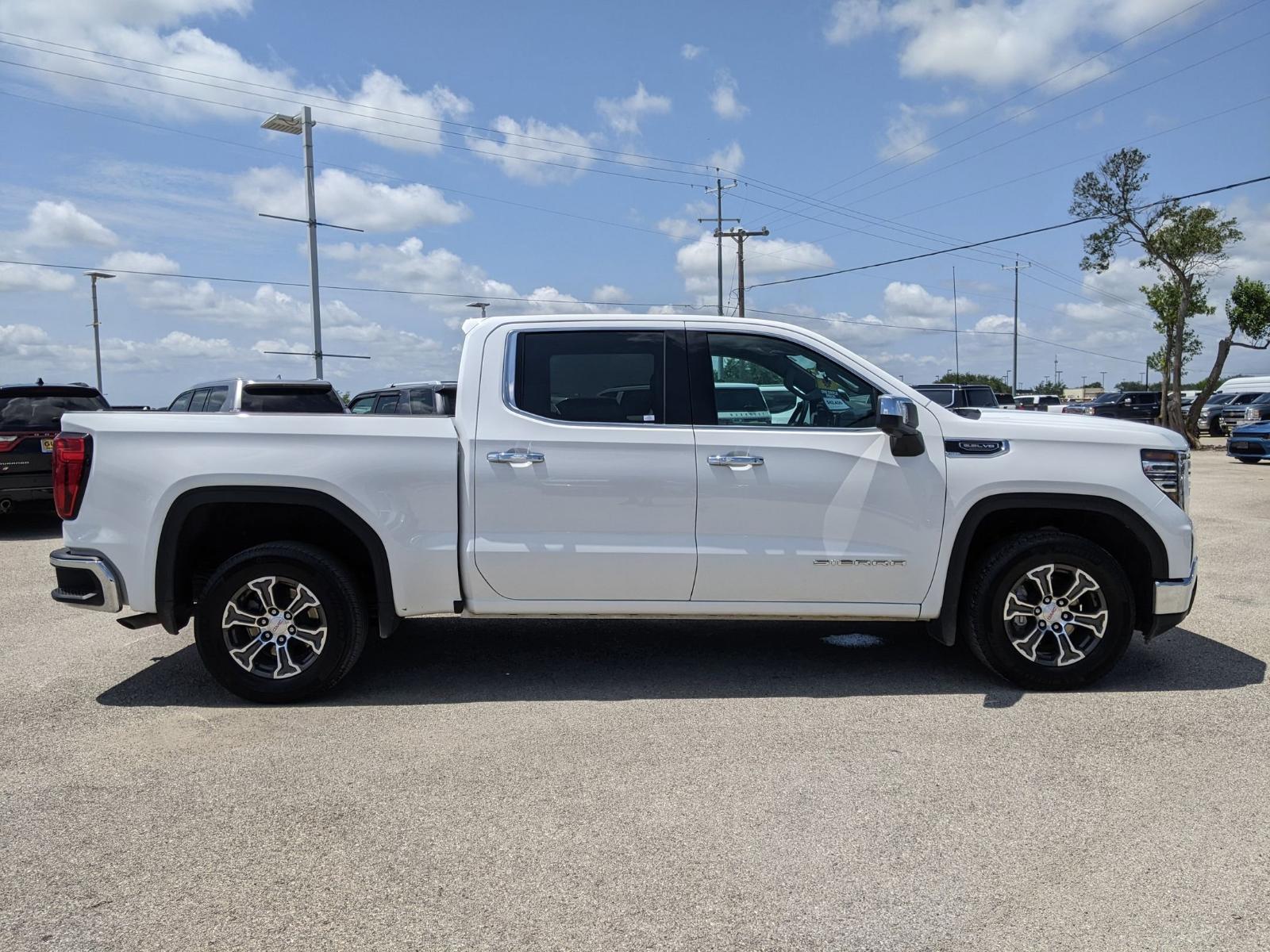 2024 GMC Sierra 1500 Vehicle Photo in Seguin, TX 78155