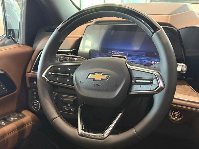 2025 Chevrolet Suburban Vehicle Photo in COLUMBIA, MO 65203-3903
