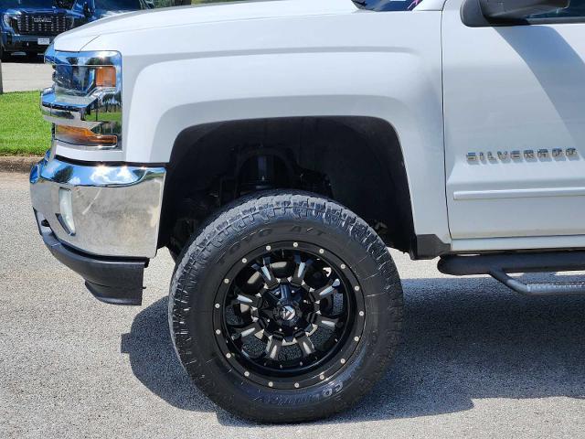 2017 Chevrolet Silverado 1500 Vehicle Photo in DENTON, TX 76210-9321
