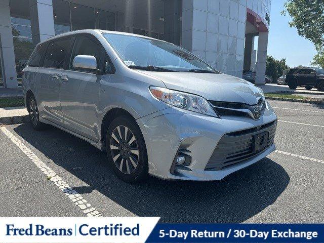 2020 Toyota Sienna Vehicle Photo in Flemington, NJ 08822