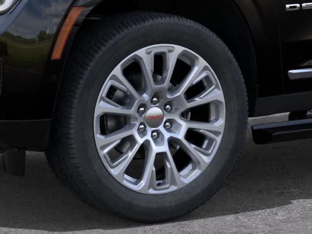 2025 GMC Yukon XL Vehicle Photo in ZELIENOPLE, PA 16063-2910