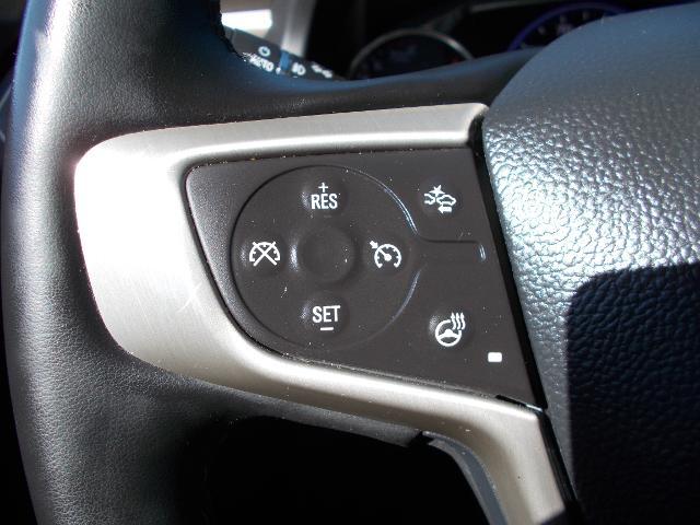 2023 GMC Acadia Vehicle Photo in LOWELL, MA 01852-4336