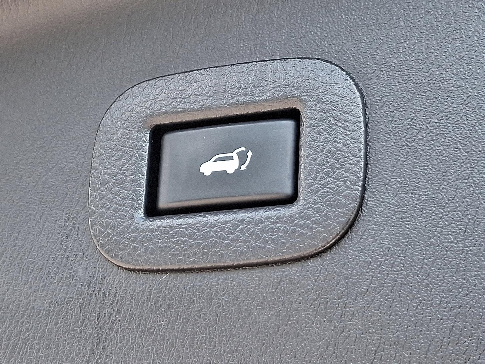 2022 INFINITI QX80 Vehicle Photo in Trevose, PA 19053
