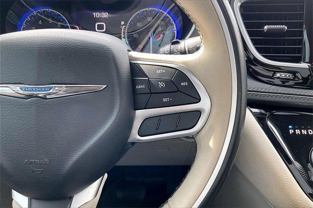2018 Chrysler Pacifica Vehicle Photo in INDEPENDENCE, MO 64055-1314