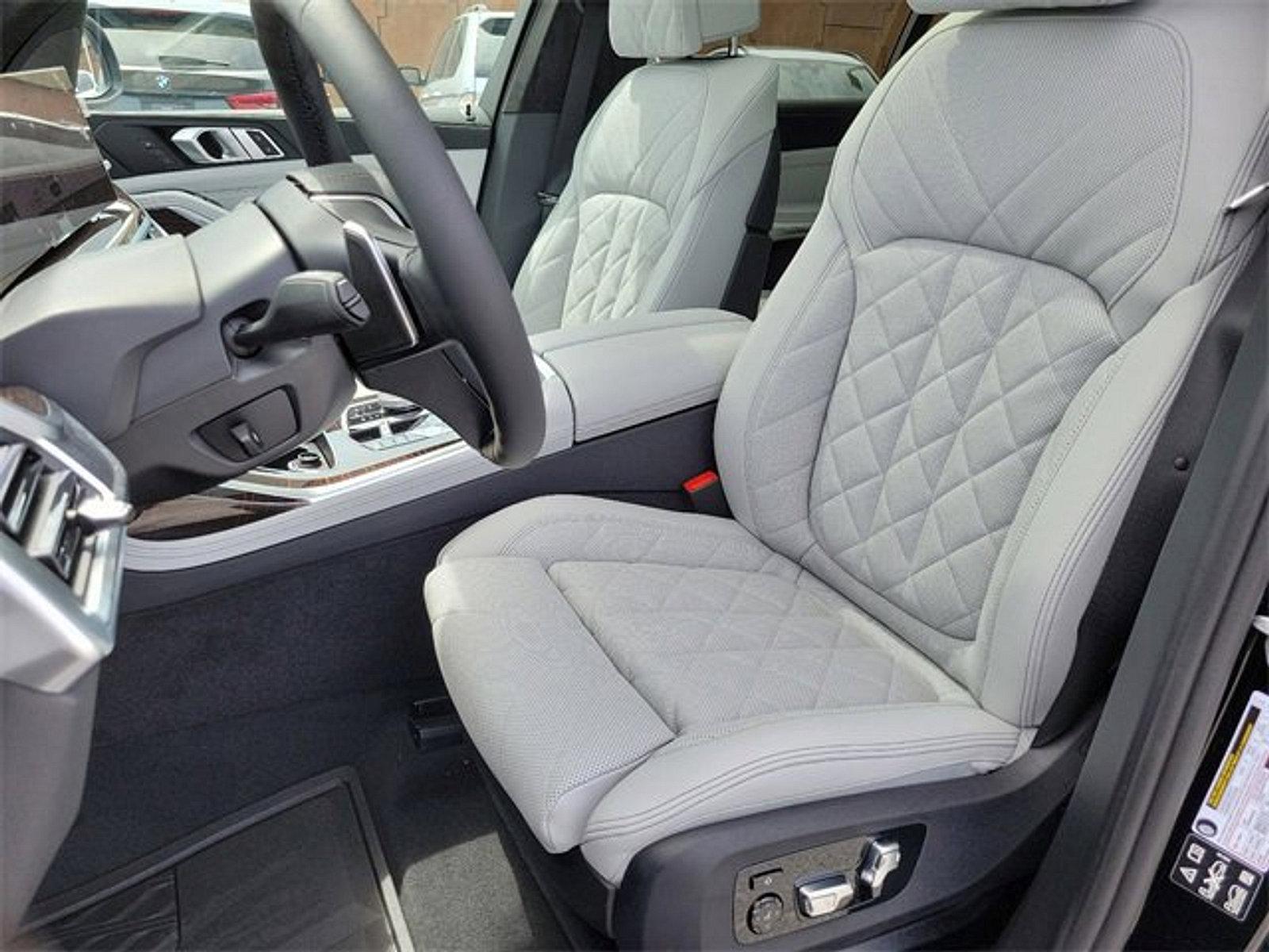 2024 BMW X7 xDrive40i Vehicle Photo in Lancaster, PA 17601