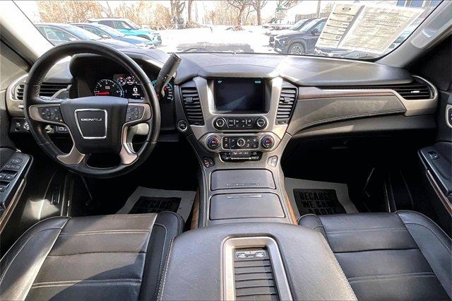 2020 GMC Yukon XL Vehicle Photo in INDEPENDENCE, MO 64055-1314