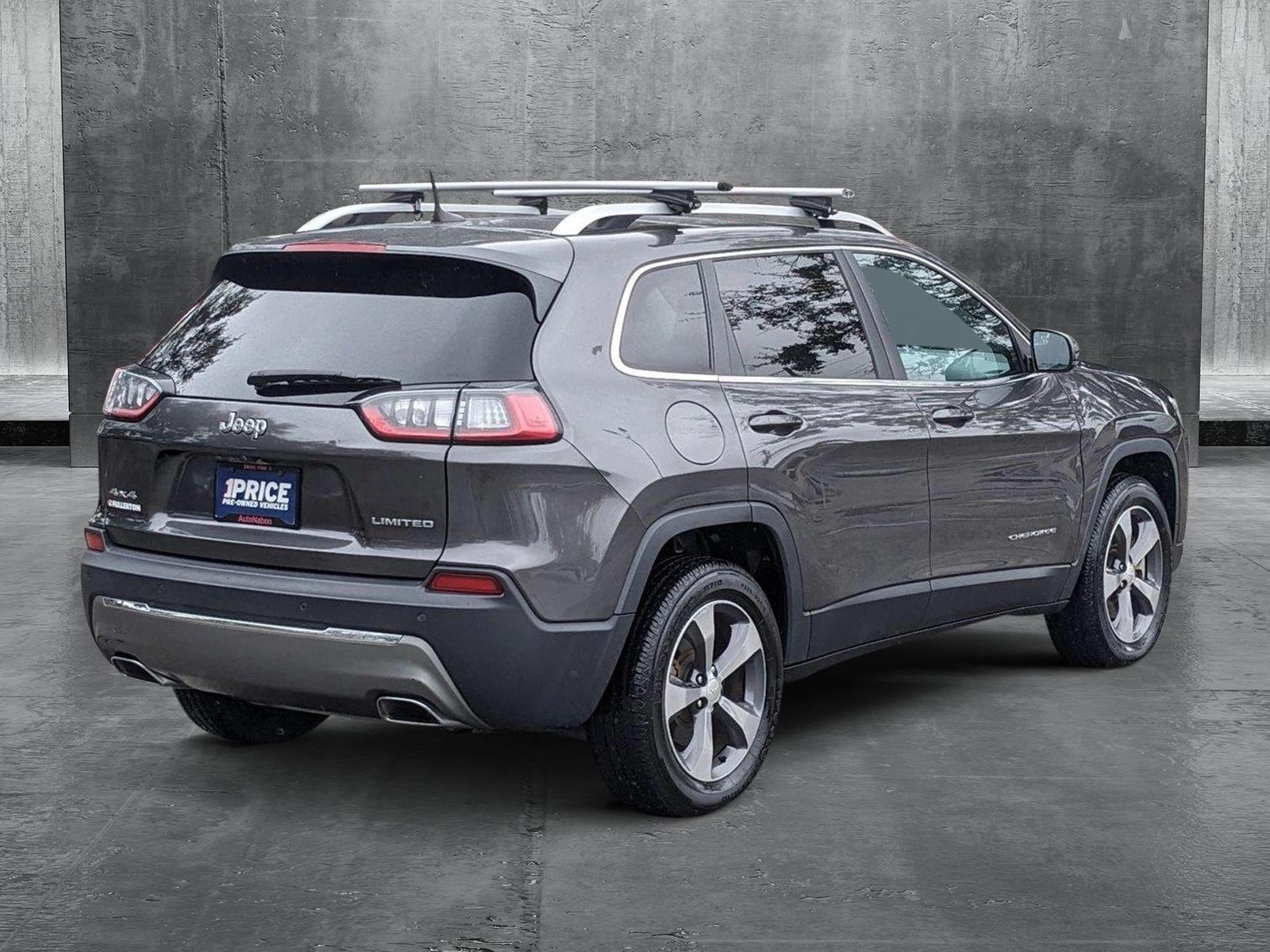 2019 Jeep Cherokee Vehicle Photo in Tampa, FL 33614