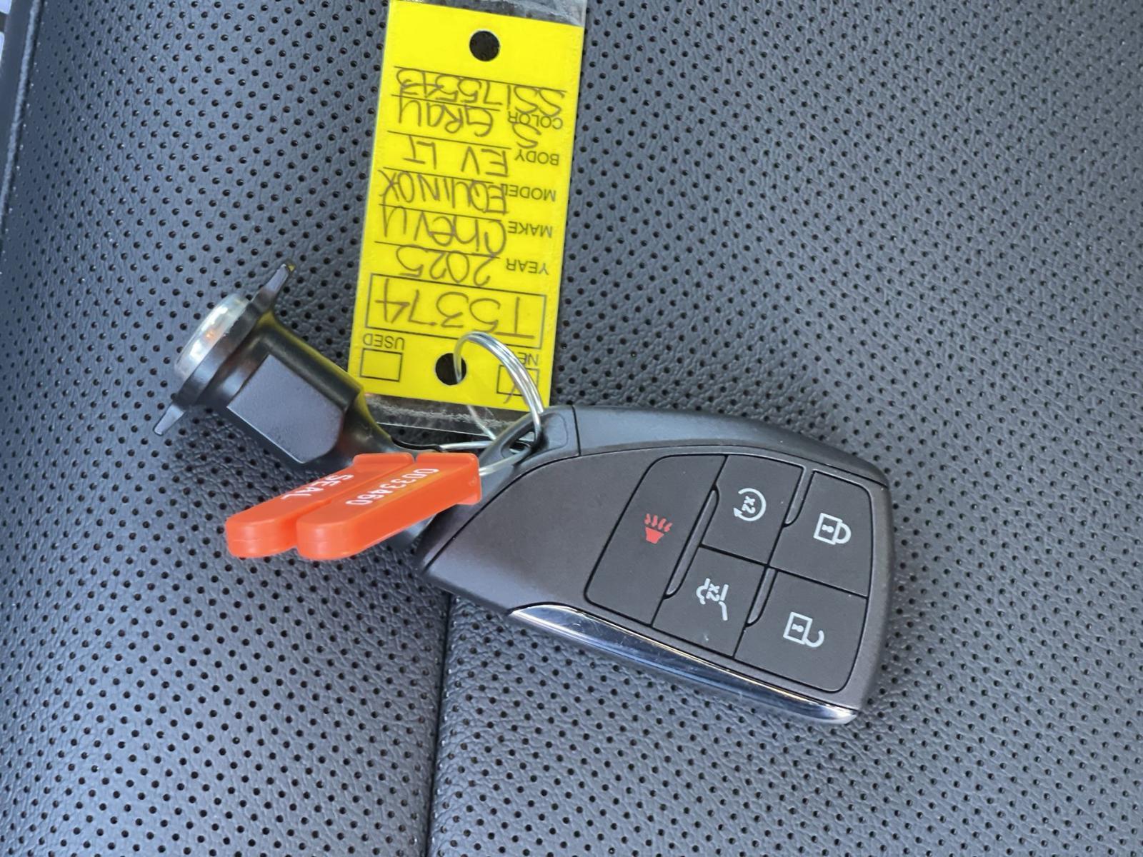 2025 Chevrolet Equinox EV Vehicle Photo in BENTONVILLE, AR 72712-4322