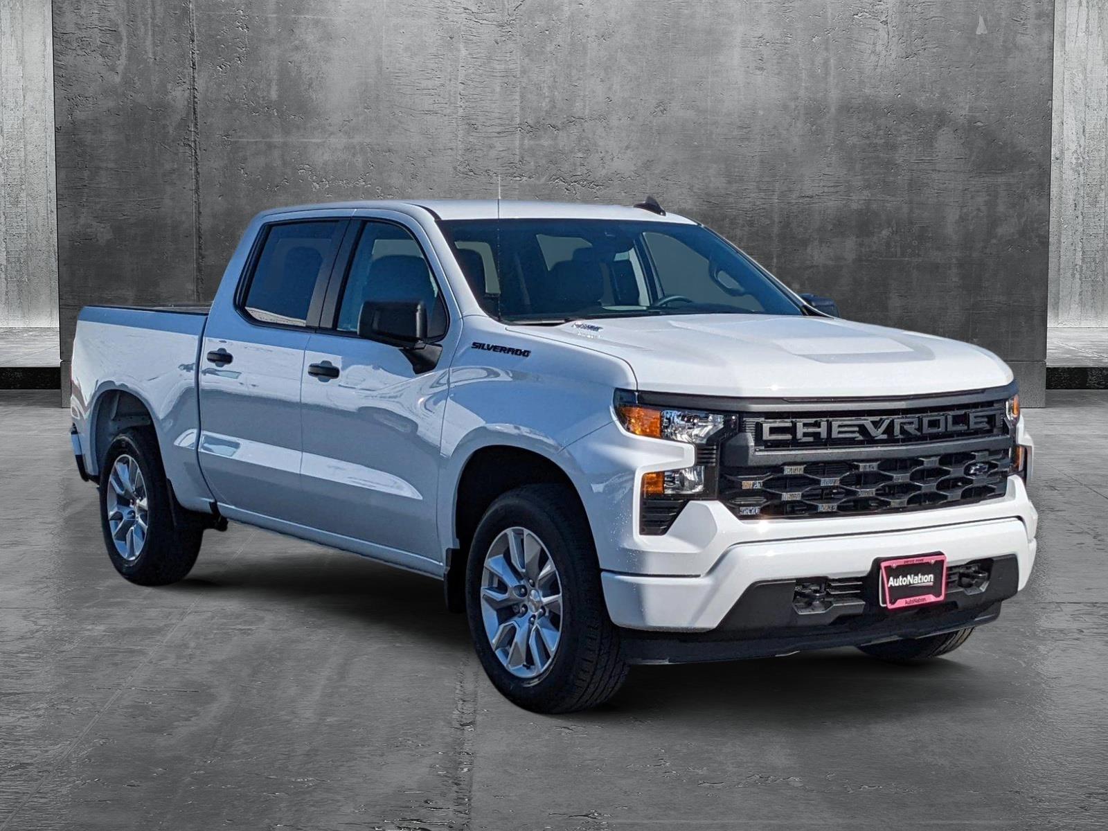 2024 Chevrolet Silverado 1500 Vehicle Photo in VALENCIA, CA 91355-1705