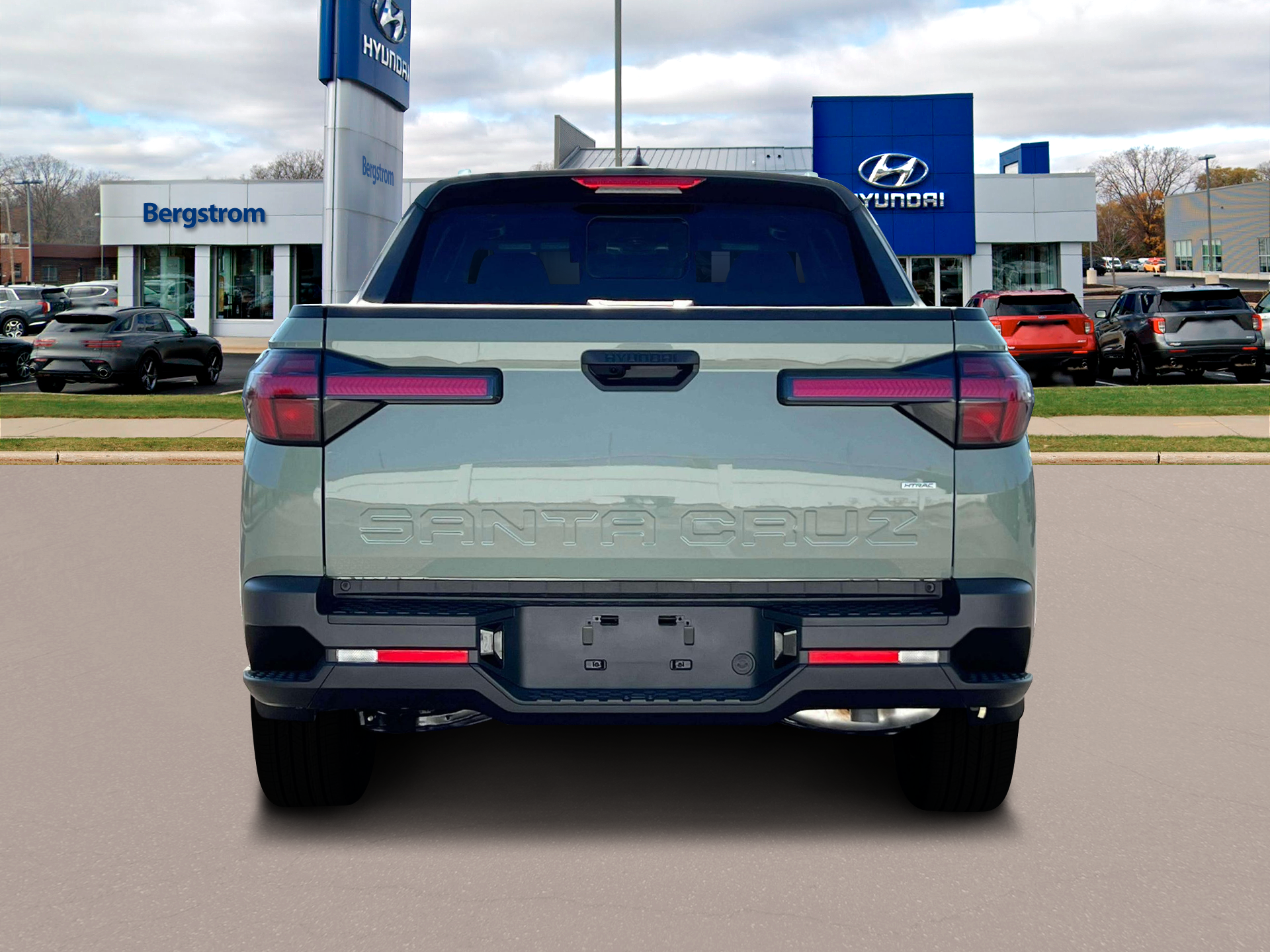 2024 Hyundai SANTA CRUZ Vehicle Photo in Green Bay, WI 54304