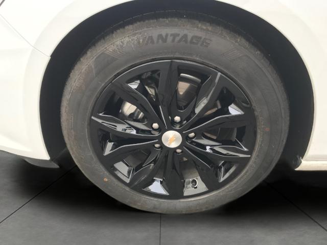 2024 Chevrolet Malibu Vehicle Photo in GREEN BAY, WI 54303-3330