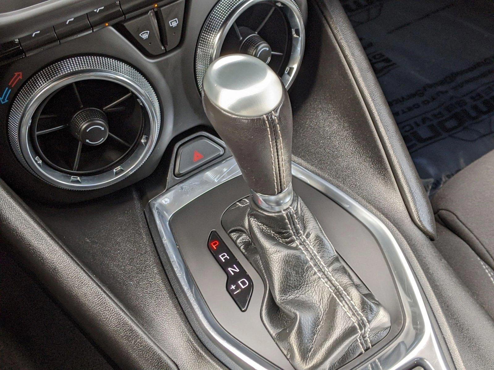2020 Chevrolet Camaro Vehicle Photo in TIMONIUM, MD 21093-2300